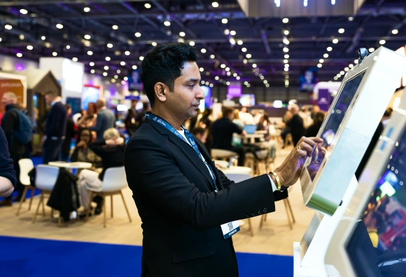 A Giant Tablet Rental