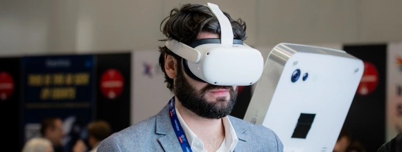 Elevate Your Events with Virtual Reality Hire!